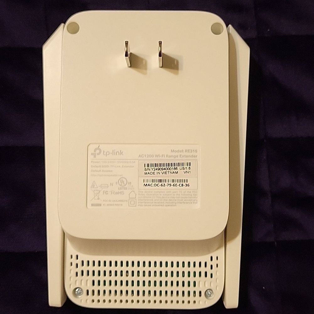 Wi-Fi Range Extender in White - Picture 8 of 8